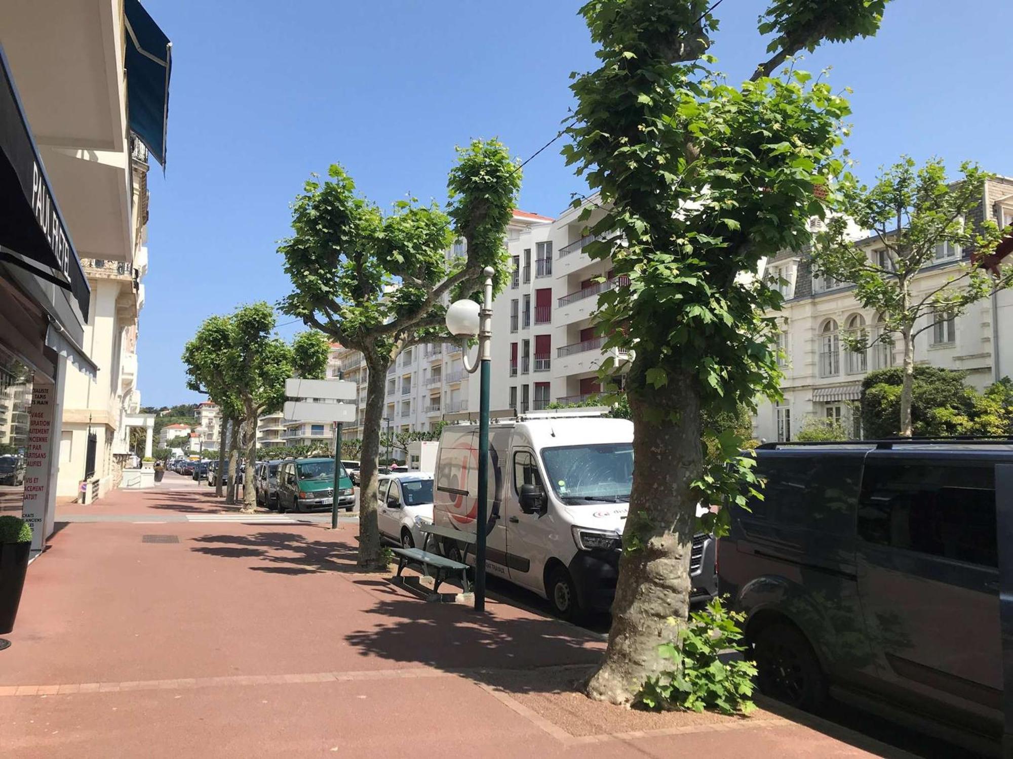 Luxueux Centre-ville, A 50m De La - Fr-1-4-675